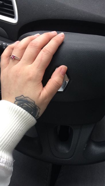 Et vous à quoi ressemble votre bague de fiançailles ? - 1