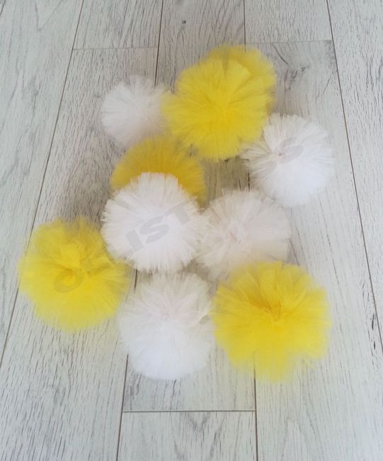 Pompons pour voitures