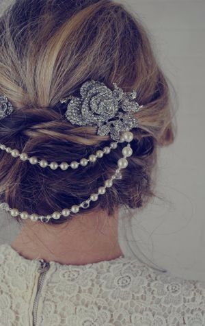 Les plus beaux bijoux de tête pour un mariage bohème ! 3