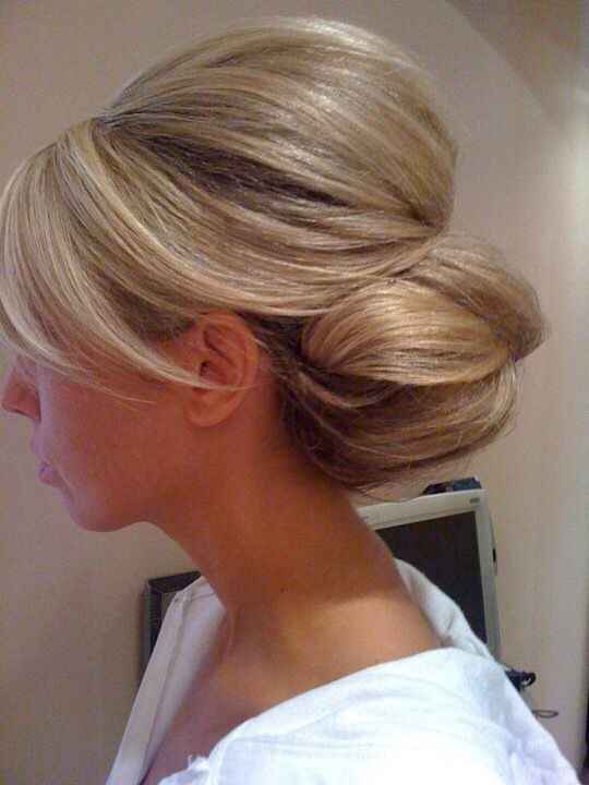 2. Chignon