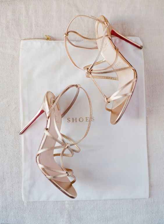 4 chaussures mariage Doré