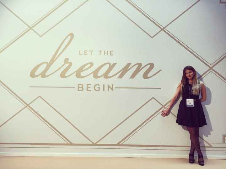 A l'entrée de la Bridal Week