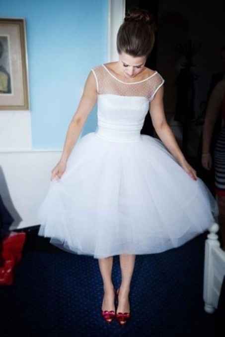 2. robe de mariée courte