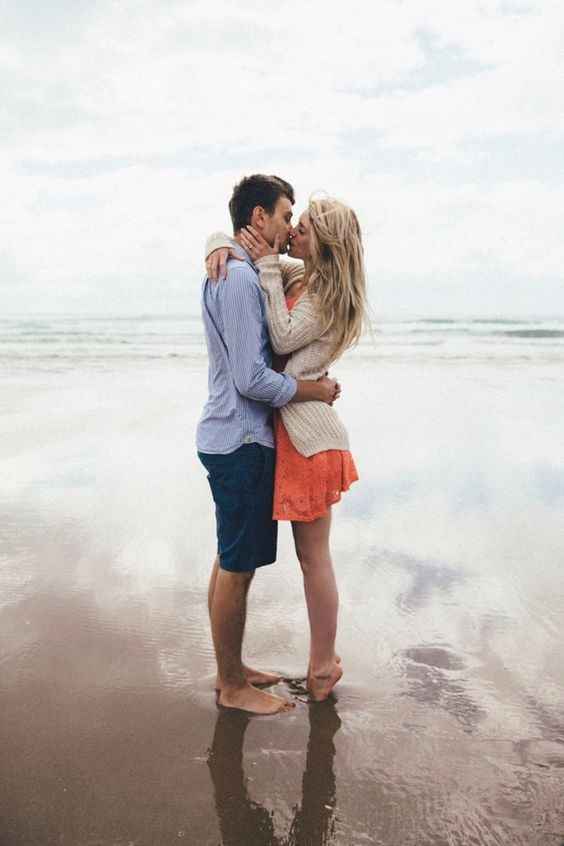 7. Save the date à la plage