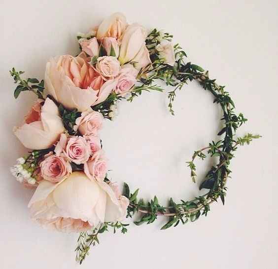 6. couronne de fleurs