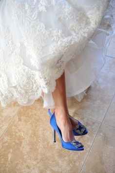 1. Chaussures bleues