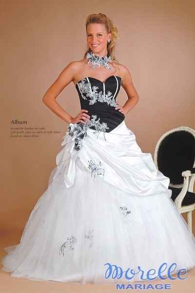 4. Robe de mariée 