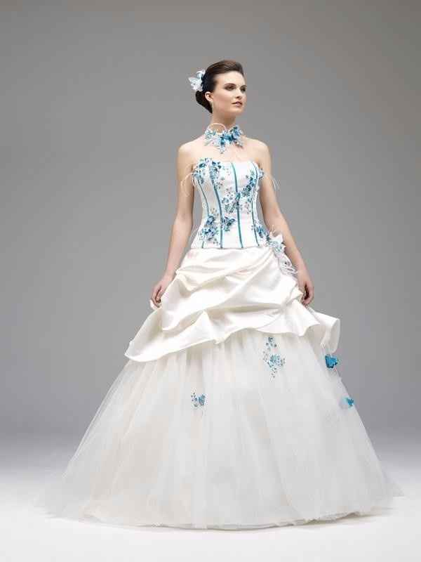 1 robe de mariée