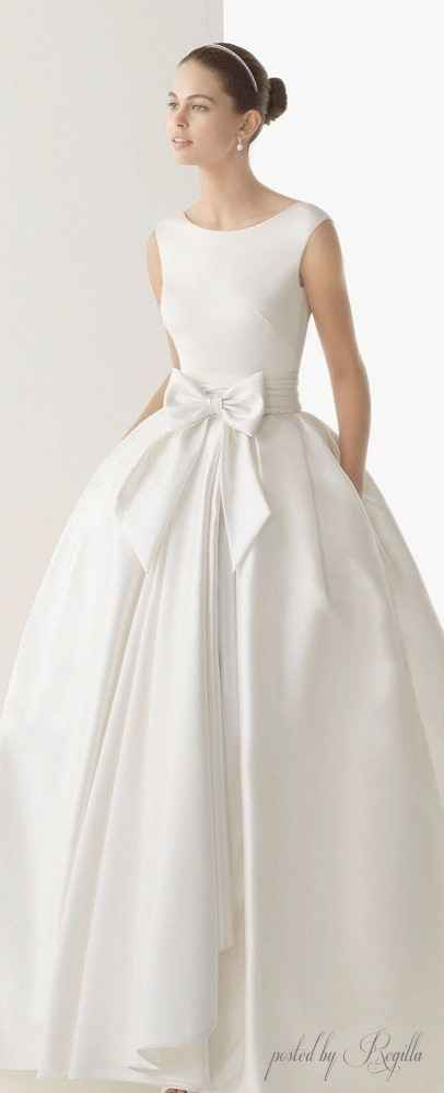 4 Robe de mariée avec des poches