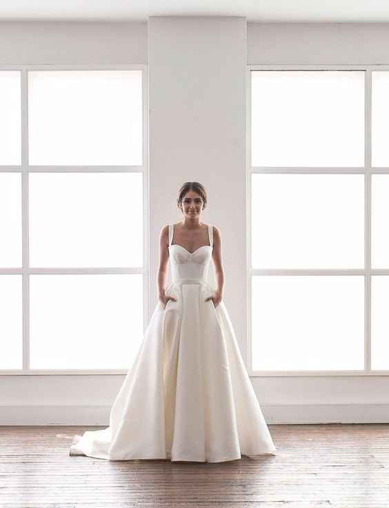 7 Robe de mariée avec des poches
