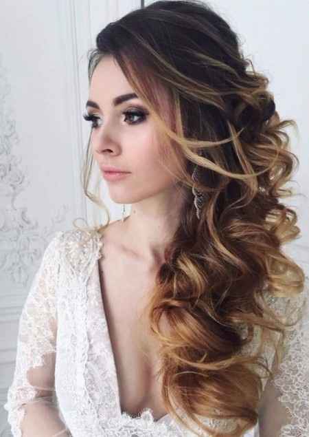 2) Cheveux sur le côté
