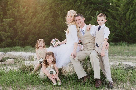 Les plus belles photos de mariés avec leurs enfants ! 4