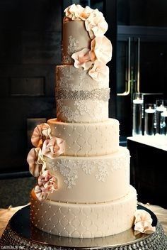 8 Wedding cake