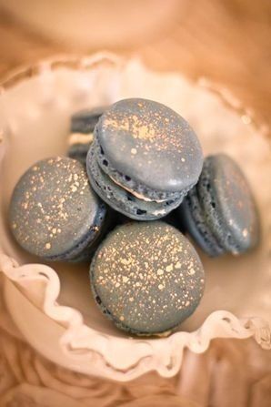 14 Macarons