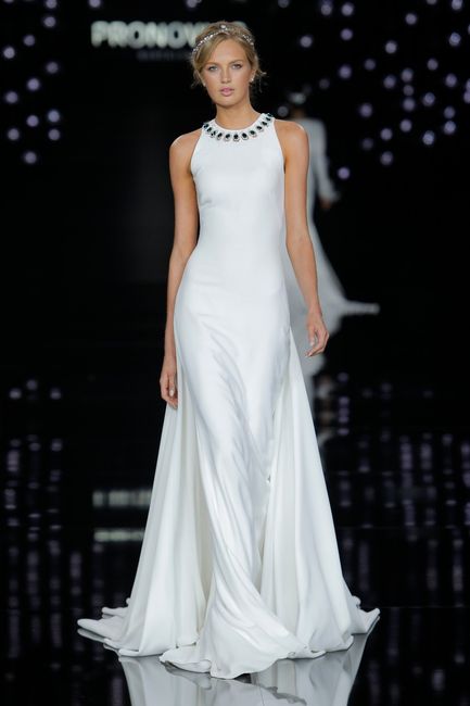 2 Pronovias