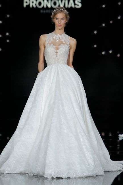 32 Pronovias