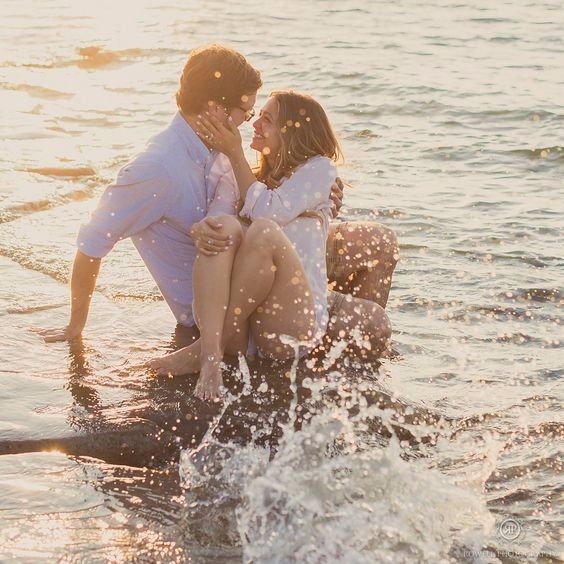 5. Save the date à la plage
