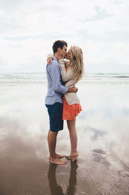 7. Save the date à la plage