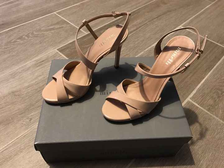 Chaussures colorées ! - 1