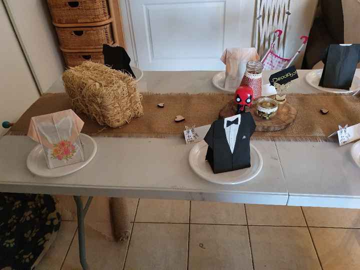 Decoration table - 2