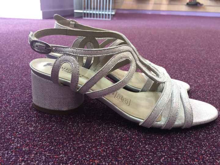 Oui !!! j ai enfin trouvée mes chaussures - 1