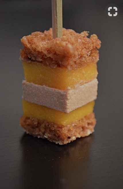 Foie gras, pain d'épices, mangue
