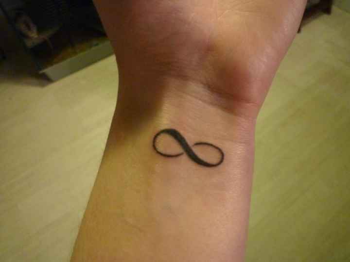 tatouage infini