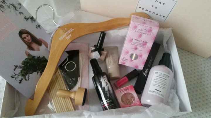 Reçu la birchbox a day to remember !!!! Youpi - 1