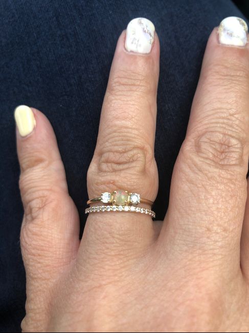 Cela vous choque t il si l'alliance est dans la catégorie 'bague de fiançailles' ou simplement 'bagu