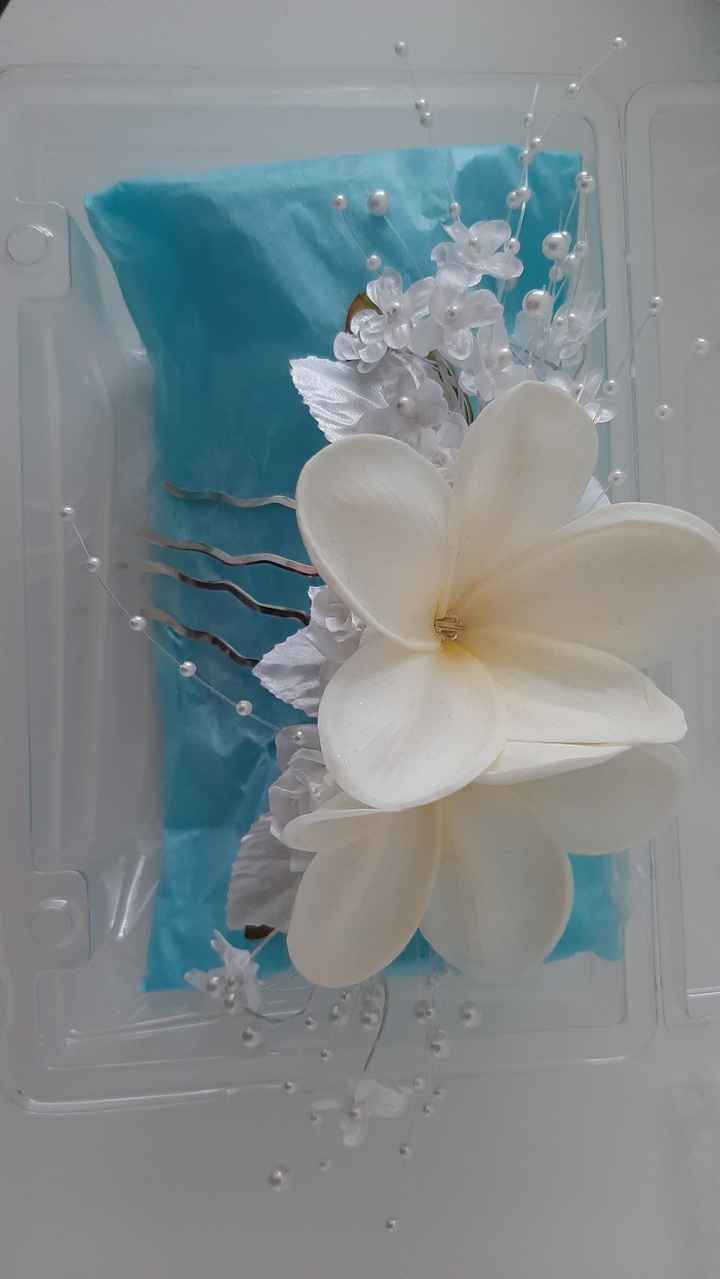 Fleur de frangipanier plumeria - 1