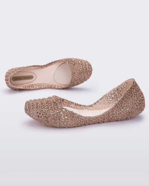 Chaussures ouvertes ou fermées ? 2