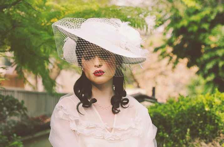 Finir sa mise en beauté avec un chapeau 👒 - 2