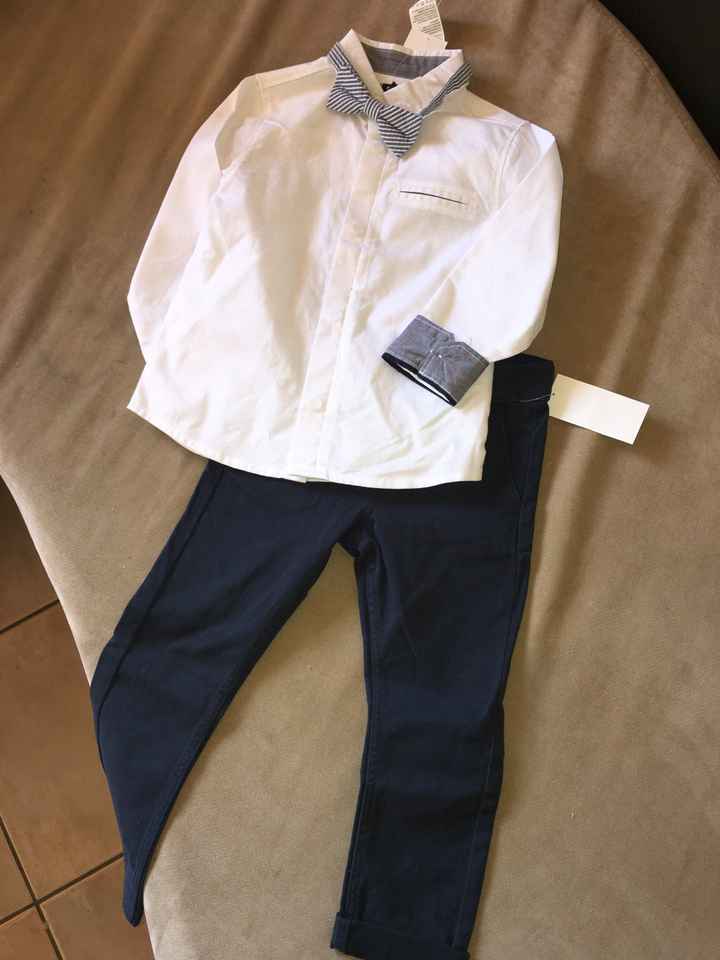 Tenue de mon petit bouchon - 1