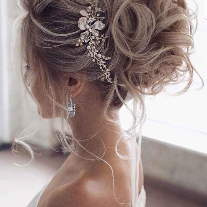 Quel style de coiffure pour le grand jour ? - 1