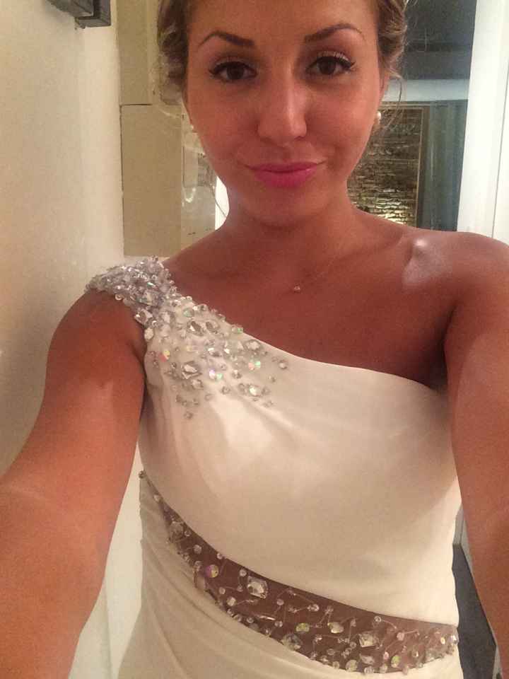 Dilemme: prévoyez vous une robe de soirée après l'ouverture de bal? - 1