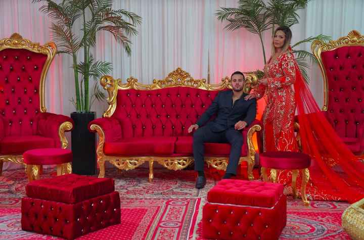 Décoration d'un coin mariés parfait pour un thème orientale ou un henné 