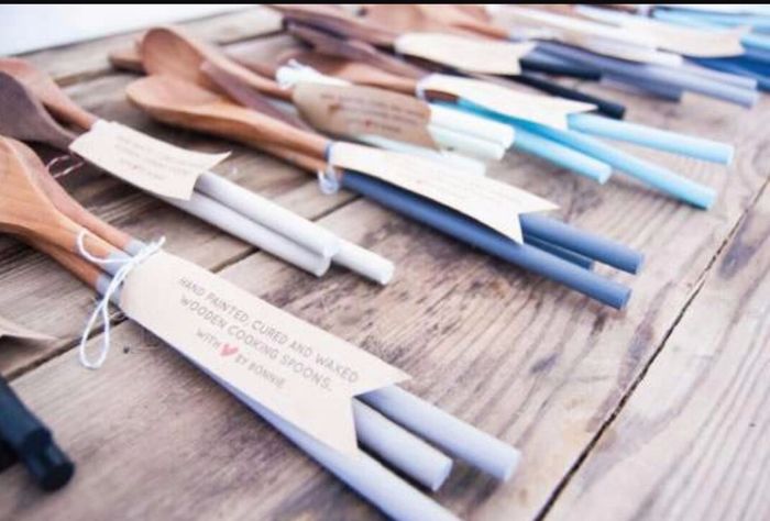 Cuillères colorées