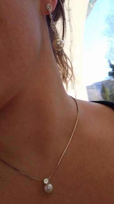 Parure: boucles+collier