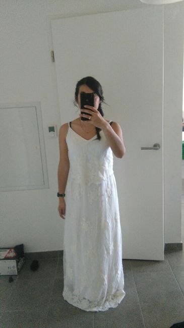 J'hésite entre deux robe que faire - 1