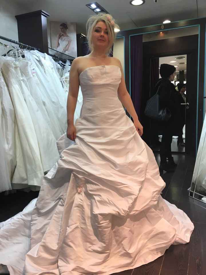 Premier essayage de ma robe - 2