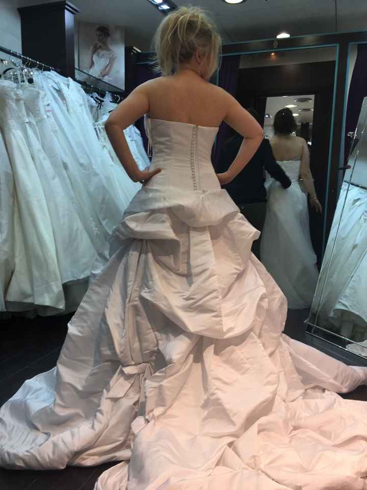 Premier essayage de ma robe - 3