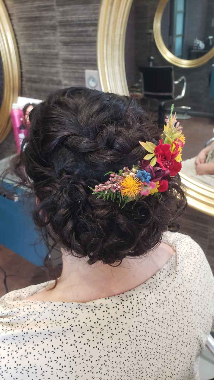 Essai de coiffure 🌺 - 1