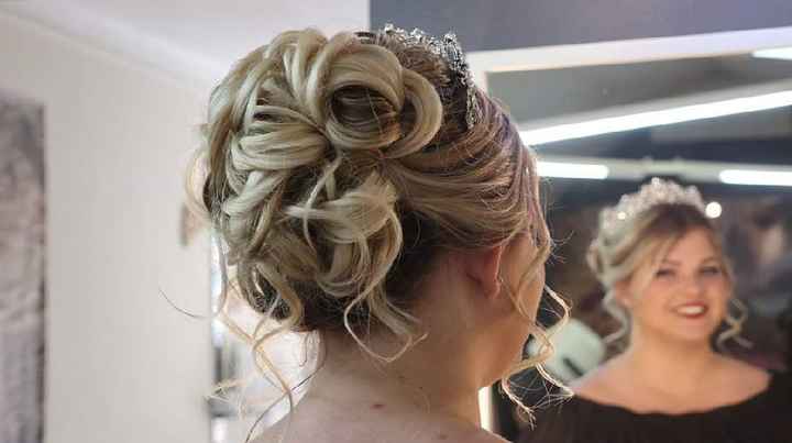 La coiffure et le maquillage - 1