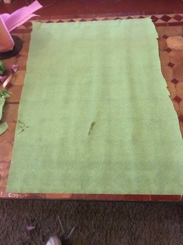 commencer par couper une feuille de la largeur souhaitez