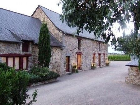 Salle de La Raimonderie a La Couyere (35)