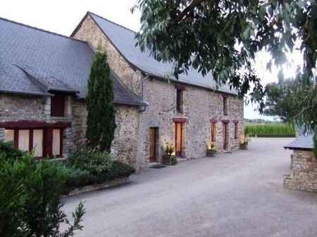 Salle de La Raimonderie a La Couyere (35)