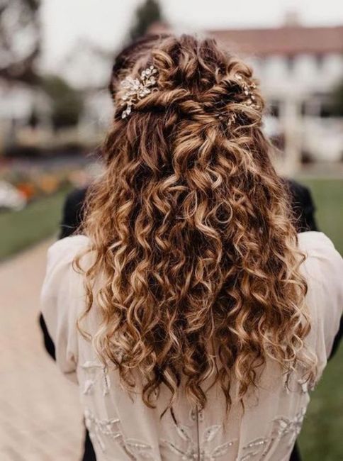 Besoin d'aide pour choisir une coiffeuse ou un coiffeur 1