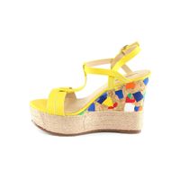 ya un peu de bleu roi quoi !