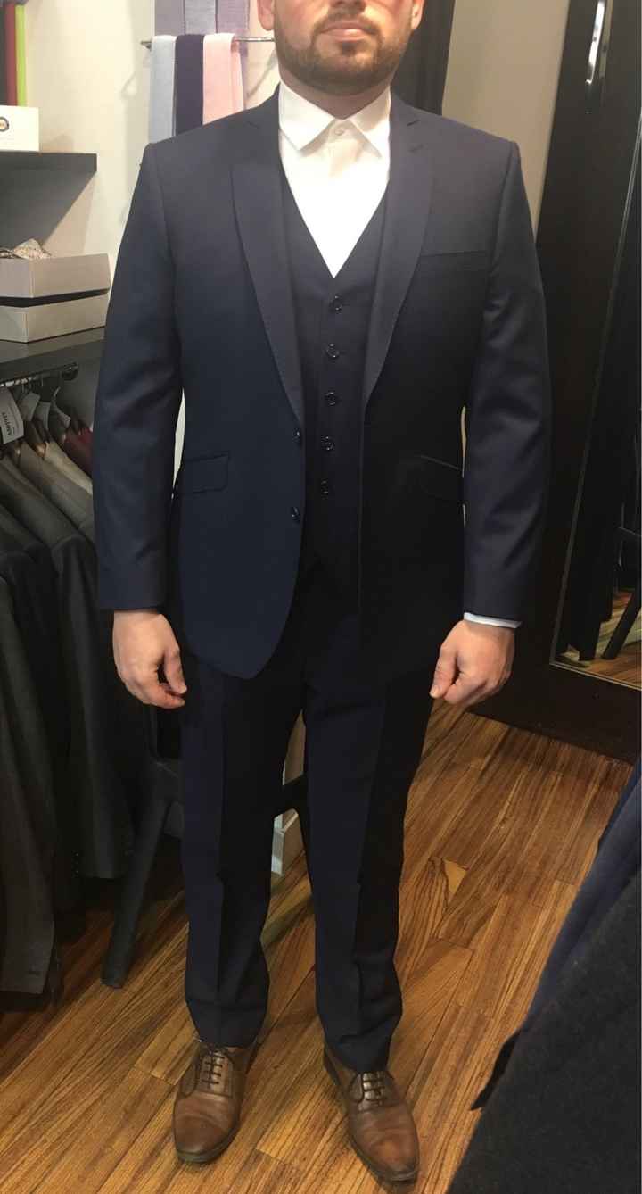 Un costume pour le chéri en soldes ! - 1