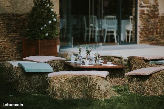 Table en bottes de paille 4